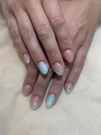 Mings Nails & Aesthetics Barrie (705)812-5309