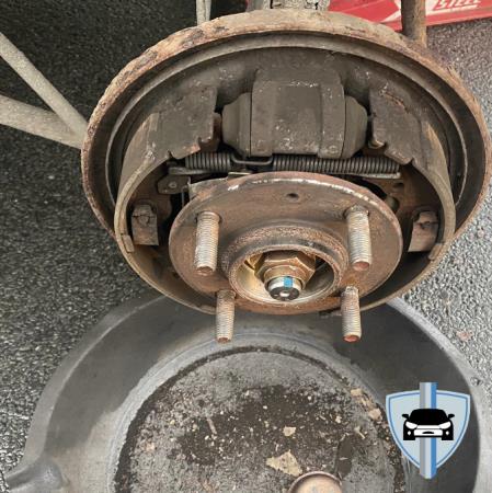We are replacing a customer vehicle's rear brakes stuck on due to lack of maintenance. A major factor in the lifespan of the pads is down to the way the vehicle is driven. We advise all customers to have their brakes checked regularly. For more information please visit:
https://www.maidstonemobilemechanic.co.uk/brakes/
 Maidstone Mobile Mechanic Maidstone 01622 910086