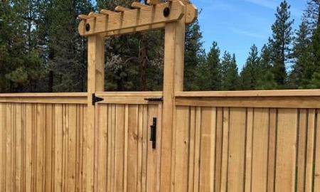 Sisters Fence Company - Sisters, OR 97759 - (541)588-2062 | ShowMeLocal.com