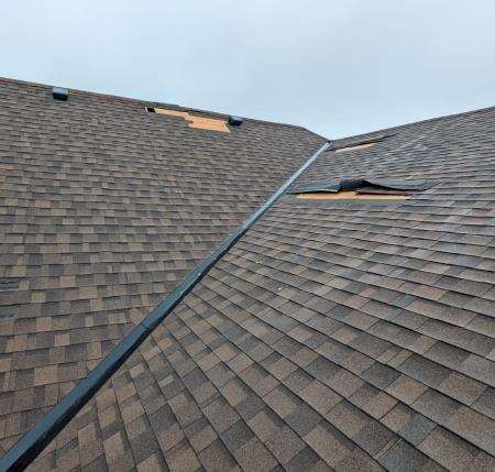 wind damage emergency services available 24/7 Toronto Roof Repairs Inc | Roofing Company | Shingle Roof Repair | Roof Replacement Mississauga (416)247-2769