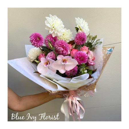 beautiful big bouquets delivered 7 days a week to all central coast areas  Blue Ivy Florist Terrigal 0400 846 520
