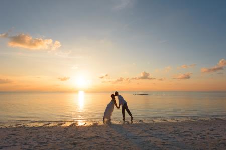 Sweet And Simple Wedding Avoca Beach 0403 784 785