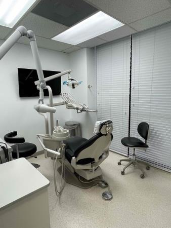 America's First Dental Implant Centers - Miami, FL 33131 - (866)643-1717 | ShowMeLocal.com
