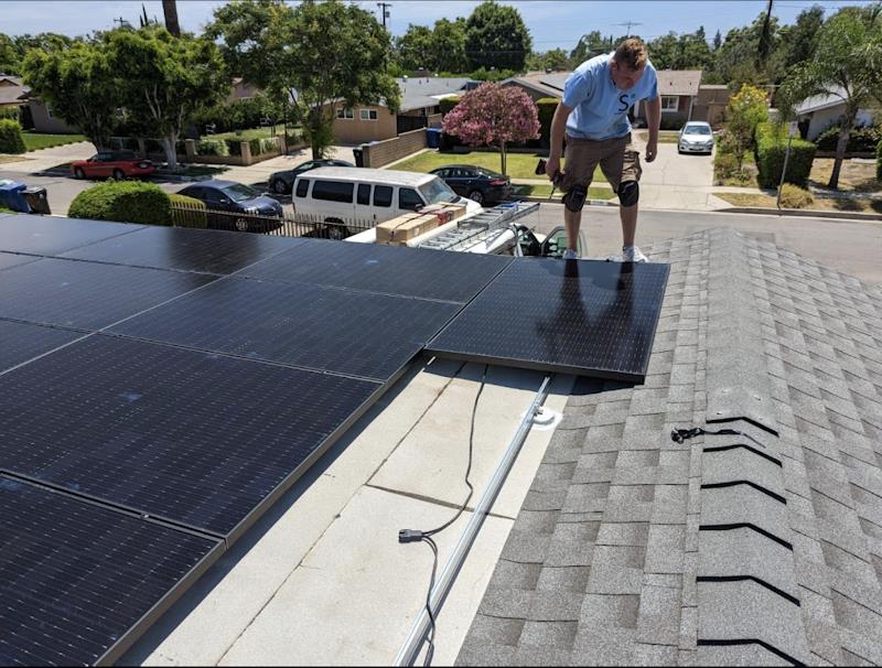 10 Top Solar Energy Equipment Suppliers in Los Angeles, CA 2024