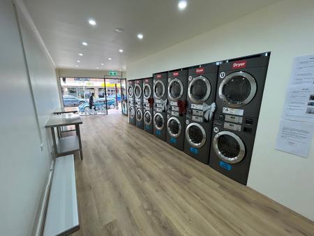 Top Town Laundromat Lithgow 0466 379 663