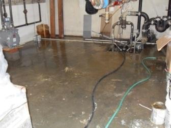 Basement Water Pump Out Flood Control Topeka (785)200-3035