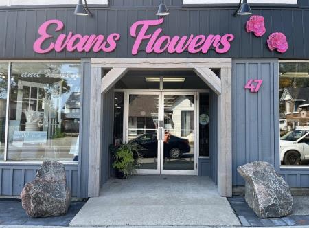 Evans Flowers - Orillia, ON L3V 5C1 - (705)325-2719 | ShowMeLocal.com