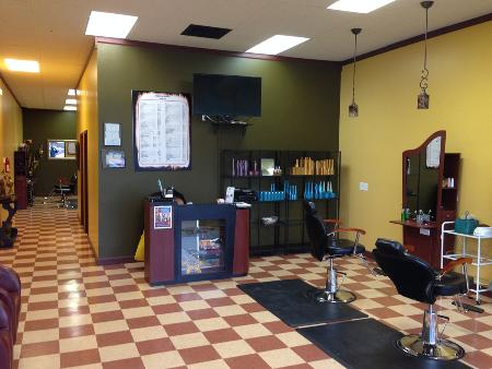 Well Come to Glamour Looks ( Front Desk ) Glamour Looks Salon And Spa Farmington (248)997-8699