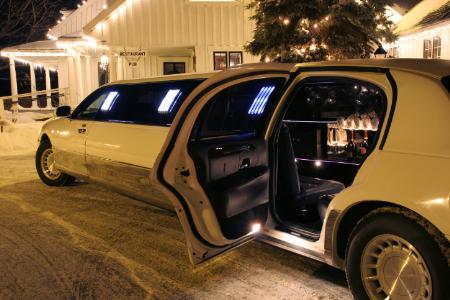 Top Choice Limousine & Transportation Services - Silver Spring, MD 20910 - (301)804-3858 | ShowMeLocal.com