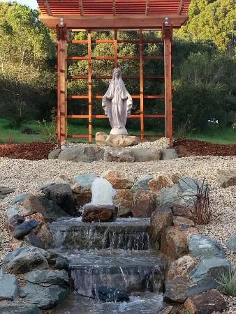 Ponce Landscaping and Construction - San Juan Bautista, CA - (408)461-3433 | ShowMeLocal.com
