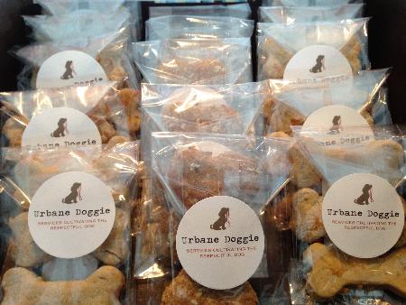 Free Cookies with Services Urbane Doggie Los Angeles (310)773-5980